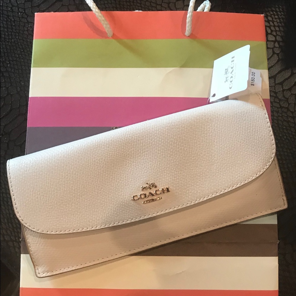 SOLD NWT Coach White Leather Checkbook  Wallet - Picture 2 of 5